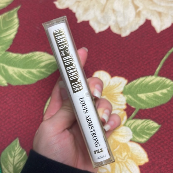 1993 digitally remastered Louis Armstrong Cassette Tape - Picture 5 of 8